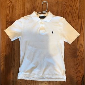 Polo collared t-shirt